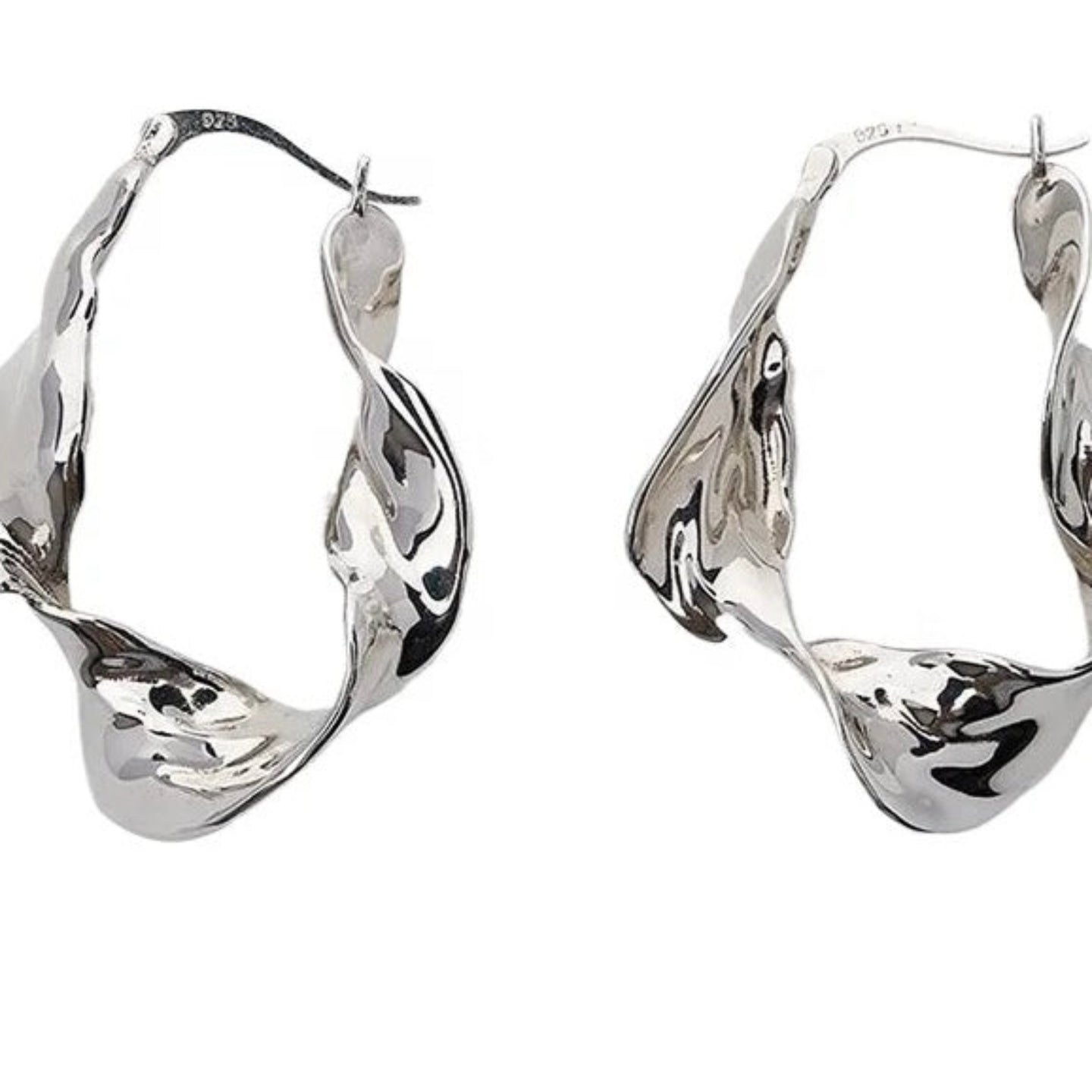 Minerva Hoop Earrings